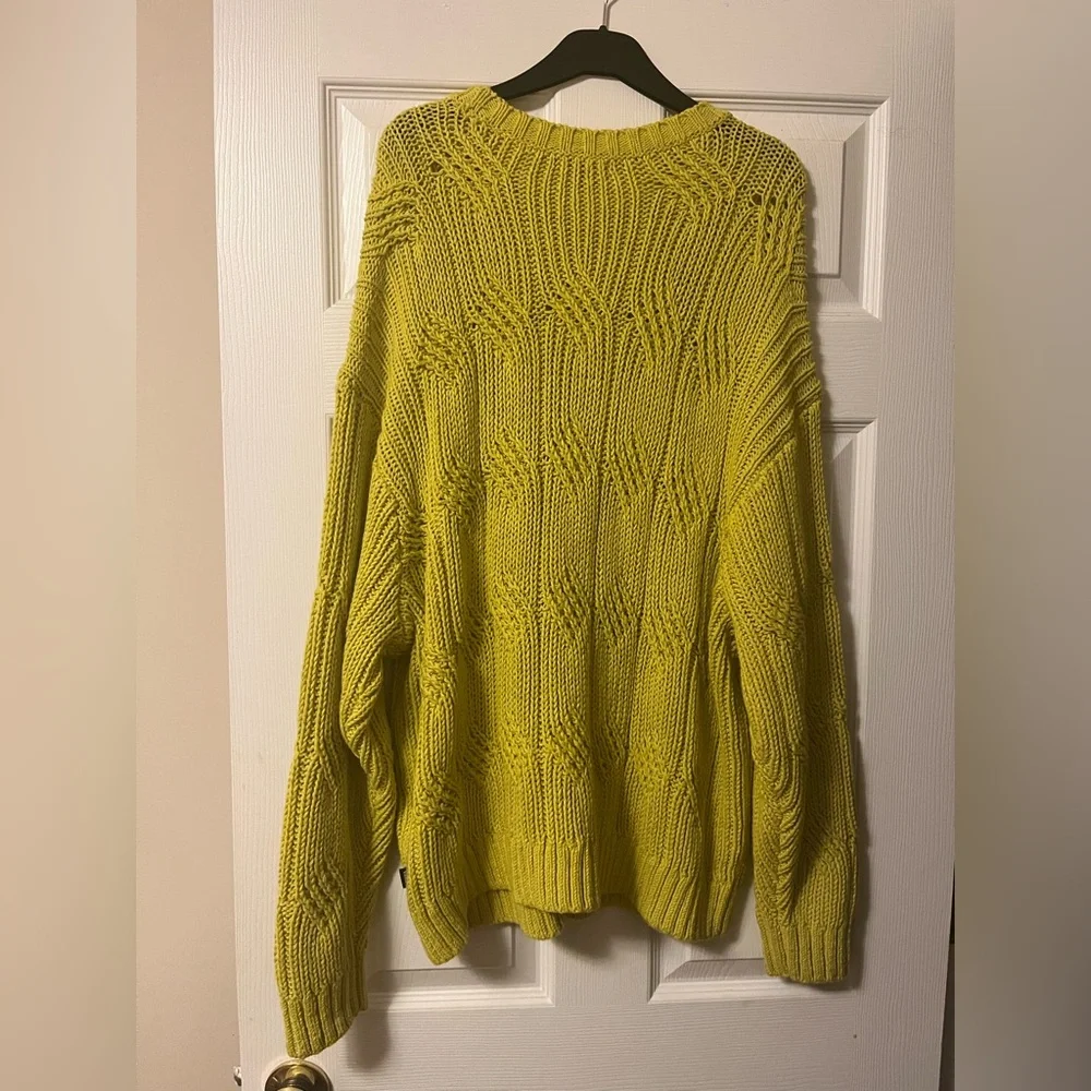 Vans Women’s Mustard Yellow Sweater Size XL - Picture 6 of 8